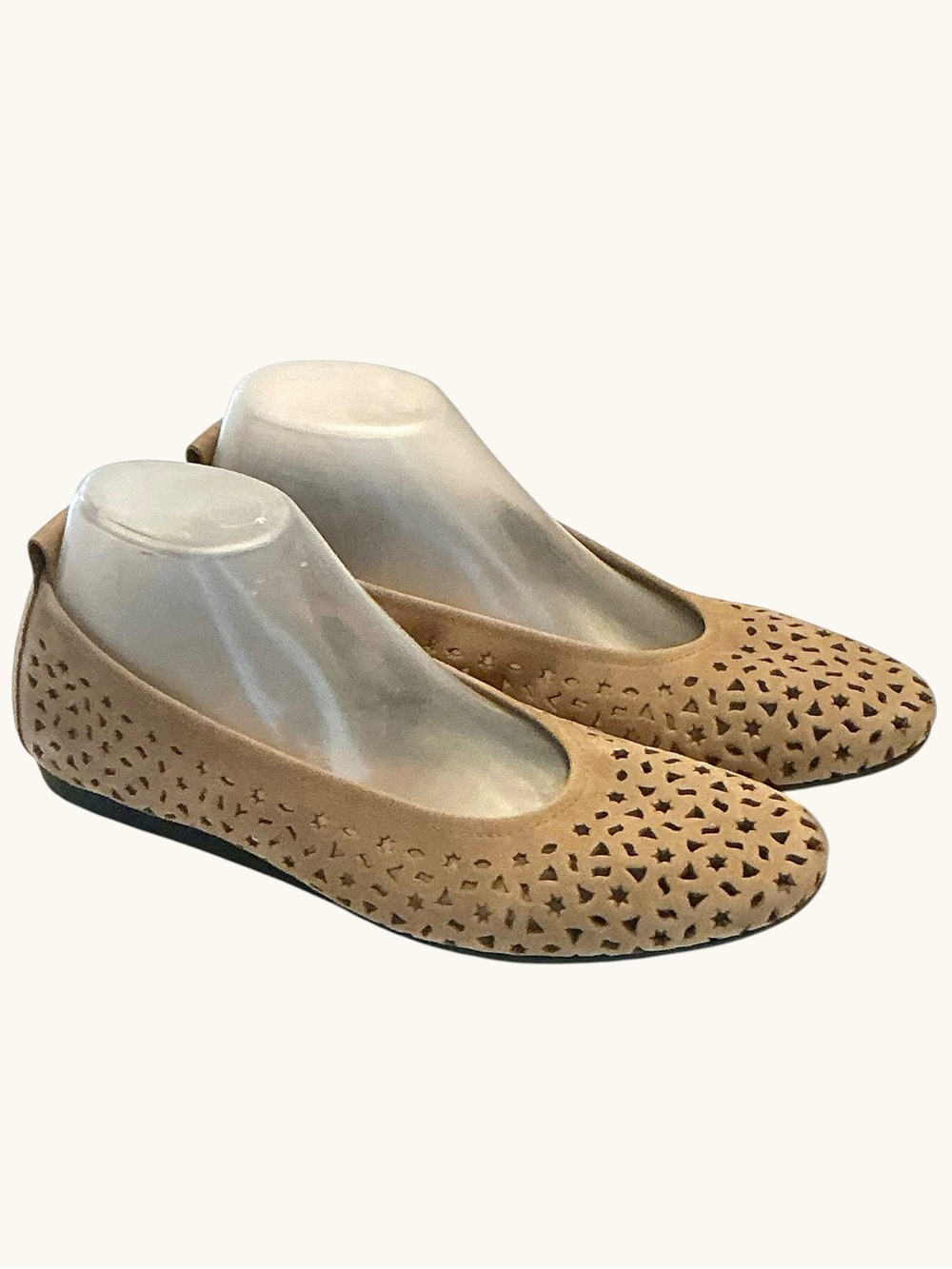 Arche Lilly Ballerina Flat in Tan Laser Cut Perforated Nubuck Leather Sz-EU40/ 9